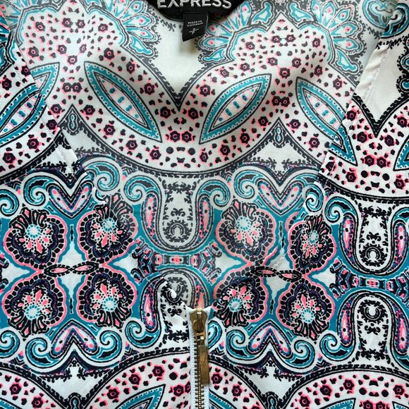 Express Patterned Cap Sleeve Portofino Shirt, Size S Small, Blue, Pink, White - Picture 2 of 6